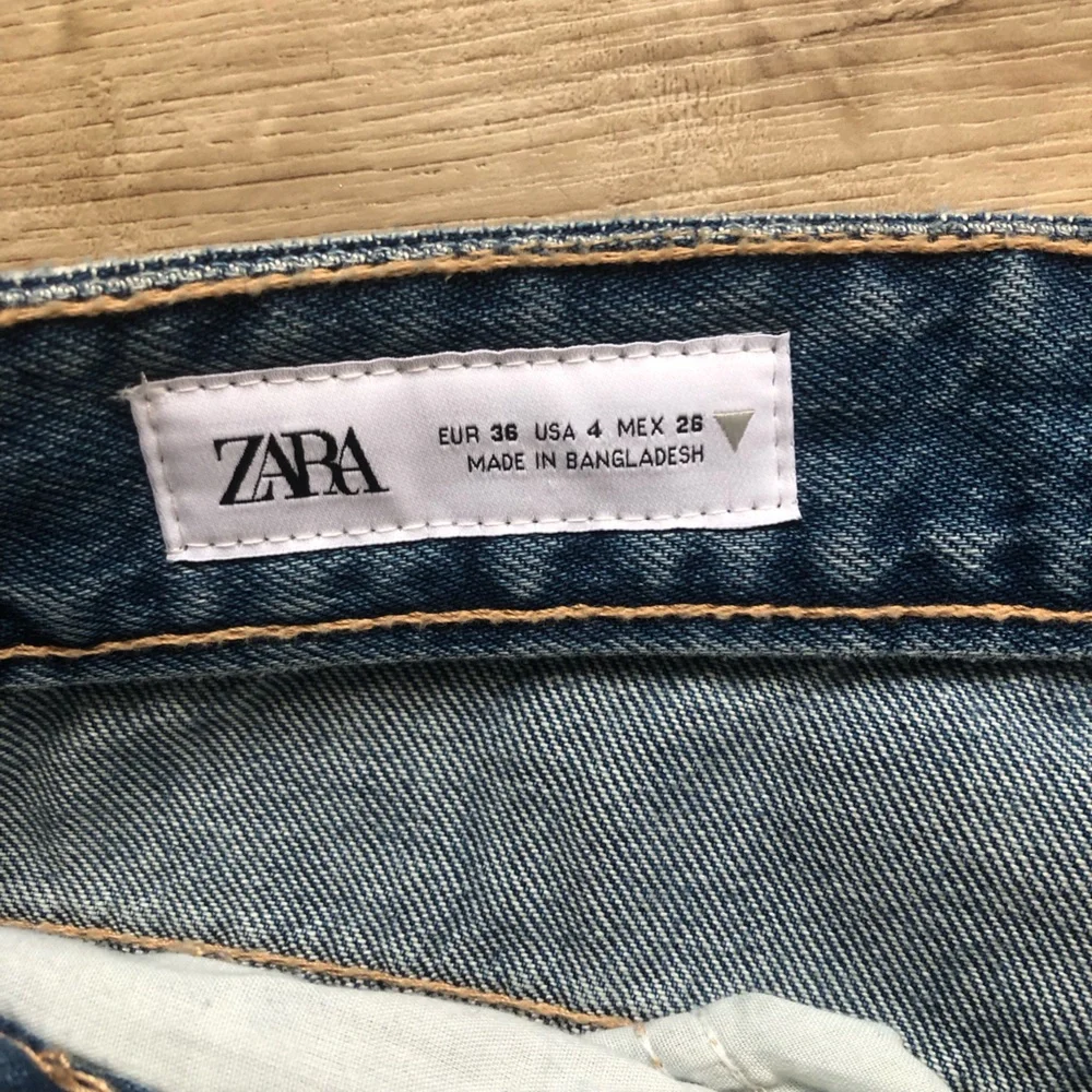 Zara Blue Flare & Wide Leg Denim Jeans Size 4 Cropped Fit Ankle - Picture 7 of 11